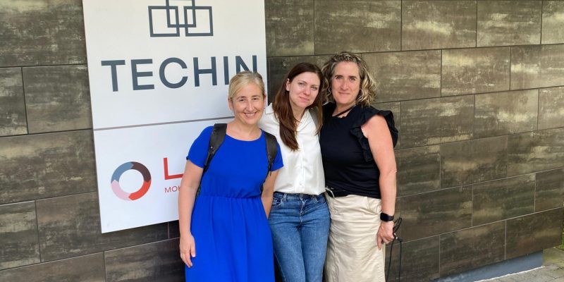 b97c69b0-f419-4ffb-ba84-284c5be3d38d